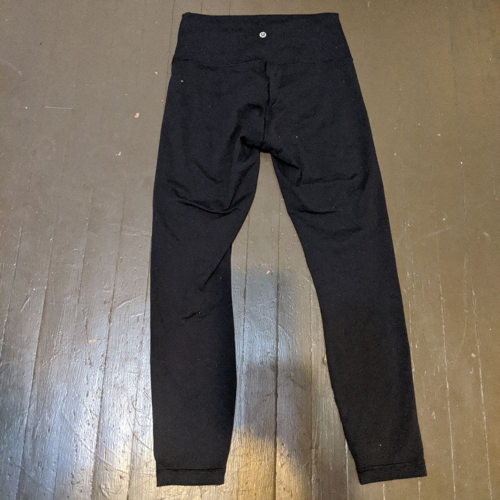 Lululemon highrise size 8 black